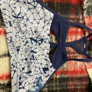 Lululemon bra